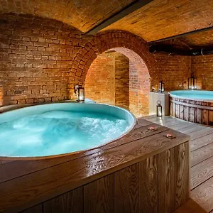 4* Отель Harbour &